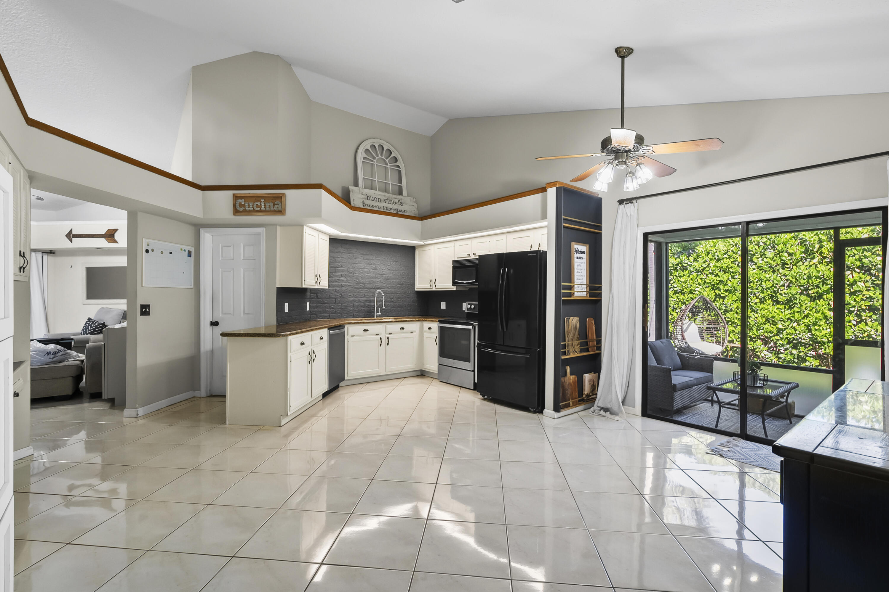 Hobe Sound, Florida, 33455, United States, 4 Bedrooms Bedrooms, ,2 BathroomsBathrooms,Residential,For Sale,1949192