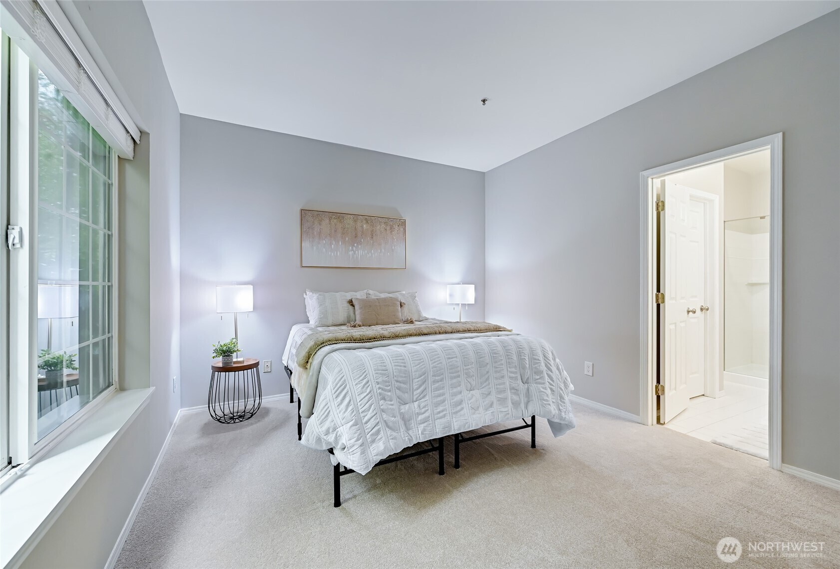 Bothell, Washington, 98011, United States, 2 Bedrooms Bedrooms, ,1 BathroomBathrooms,Residential,For Sale,1933100