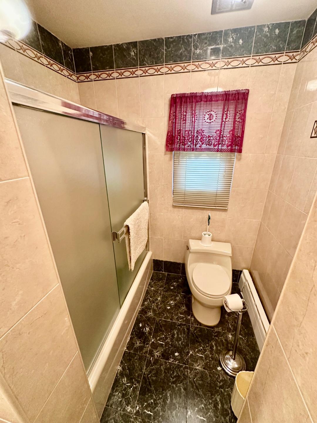 Staten Island, New York, 10314, United States, 4 Bedrooms Bedrooms, ,2 BathroomsBathrooms,Residential,For Sale,1914334