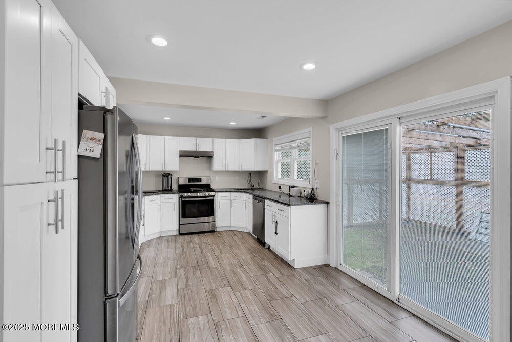 Lakewood, New Jersey, 08701, United States, 5 Bedrooms Bedrooms, ,2 BathroomsBathrooms,Residential,For Sale,2005162