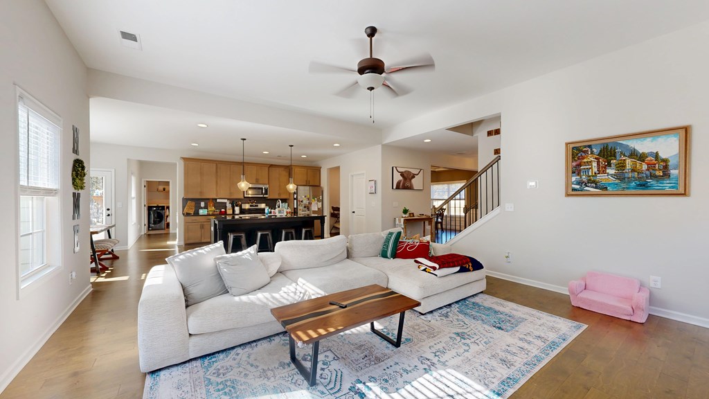 Cataula, Georgia, 31804, United States, 5 Bedrooms Bedrooms, ,5 BathroomsBathrooms,Residential,For Sale,1996944