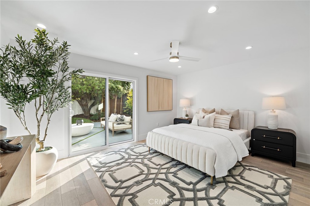 Huntington Beach, California, 92649, United States, 5 Bedrooms Bedrooms, ,4 BathroomsBathrooms,Residential,For Sale,1986485