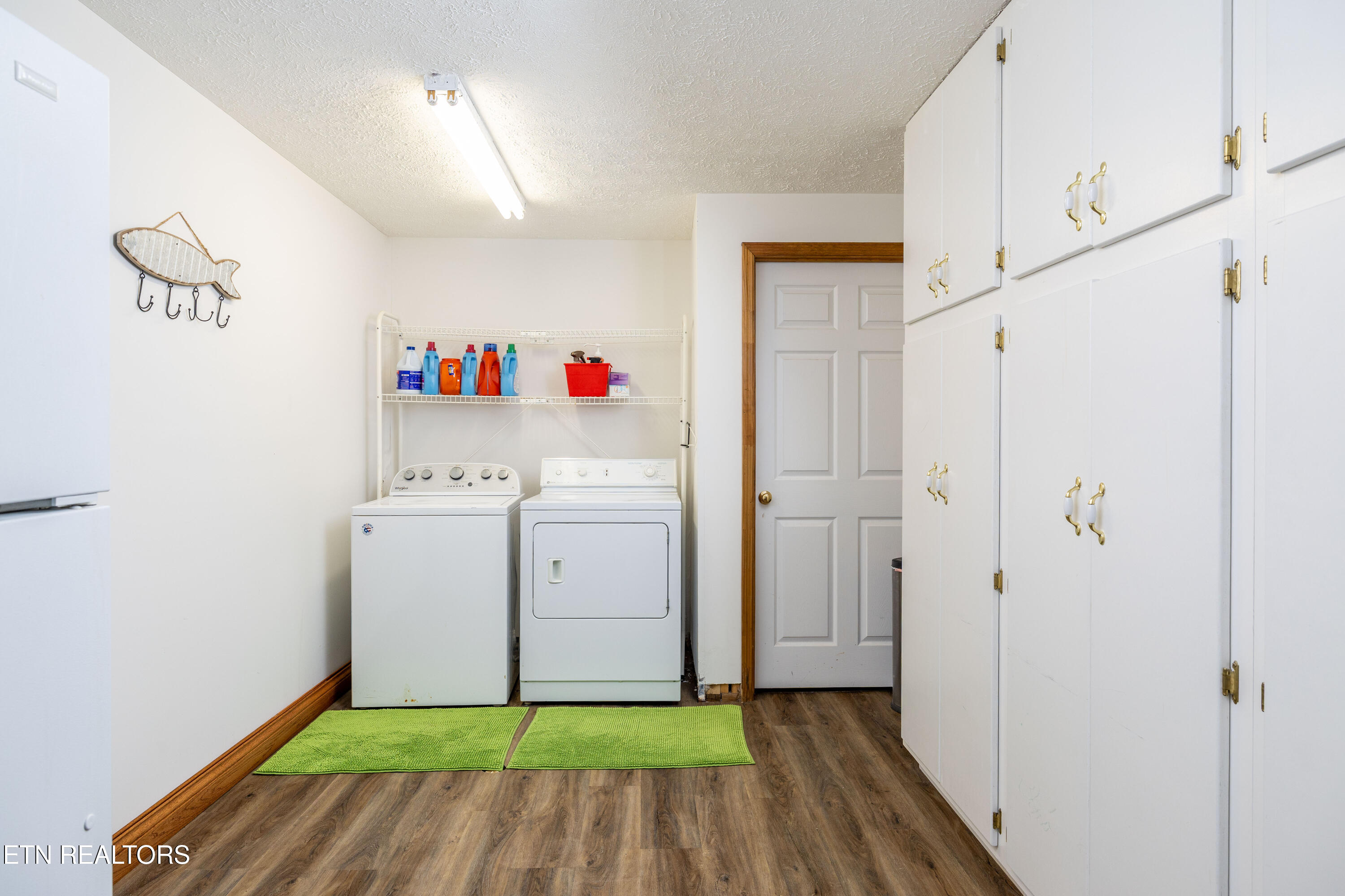 LaFollette, Tennessee, 37766, United States, 3 Bedrooms Bedrooms, ,4 BathroomsBathrooms,Residential,For Sale,1979718