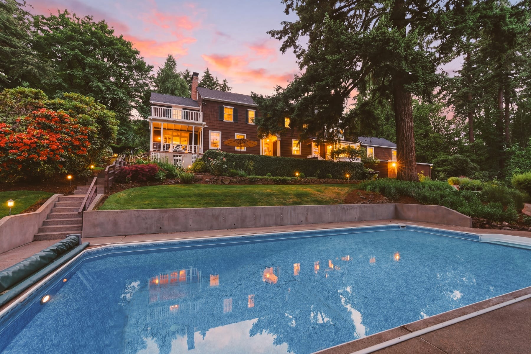  2030 S MILITARY RD Portland, OR 97219 - 物件實景