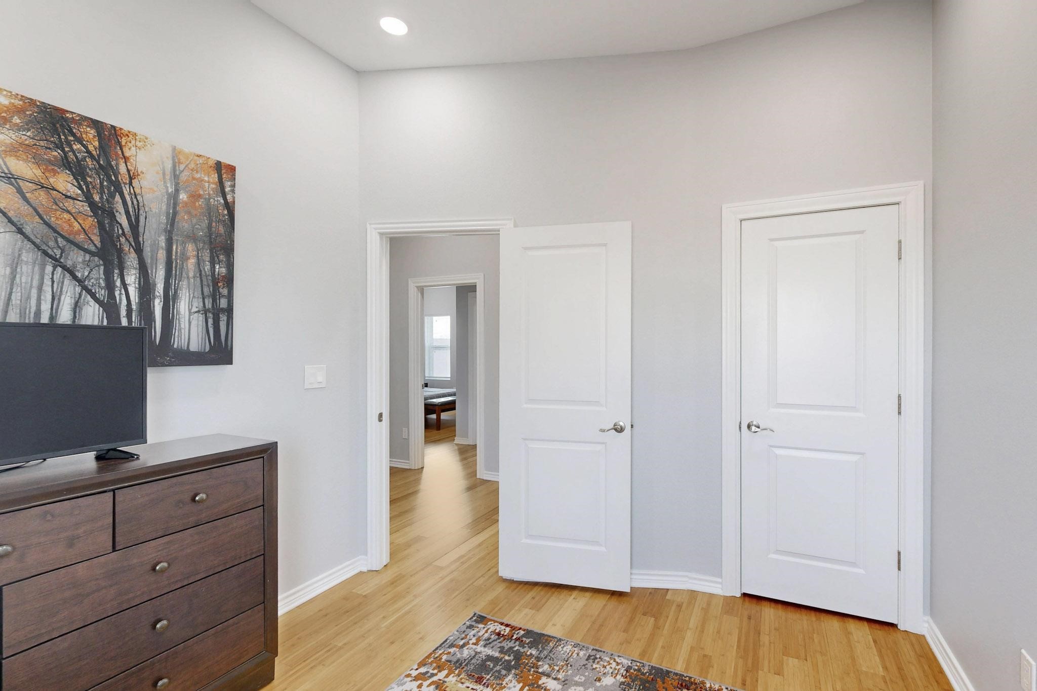 Dallas, Texas, 75204, United States, 3 Bedrooms Bedrooms, ,3 BathroomsBathrooms,Residential,For Sale,1903545