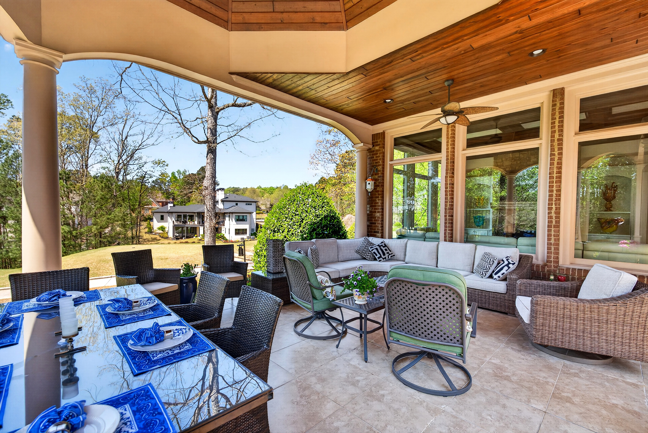  Luxury French Estate with Sweeping Golf Course Views - 物件實景