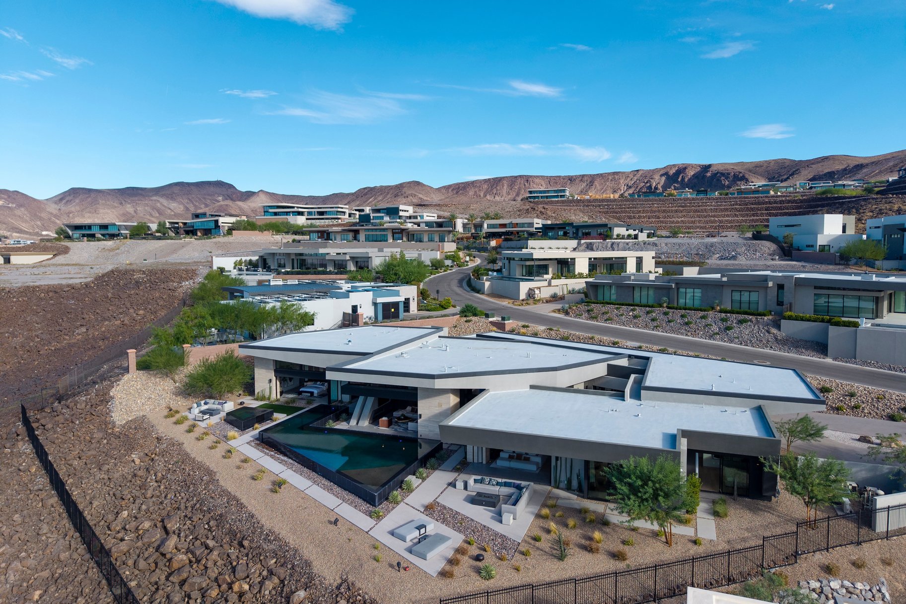  Exceptional Single Level Blue Heron Custom Home - 物件實景