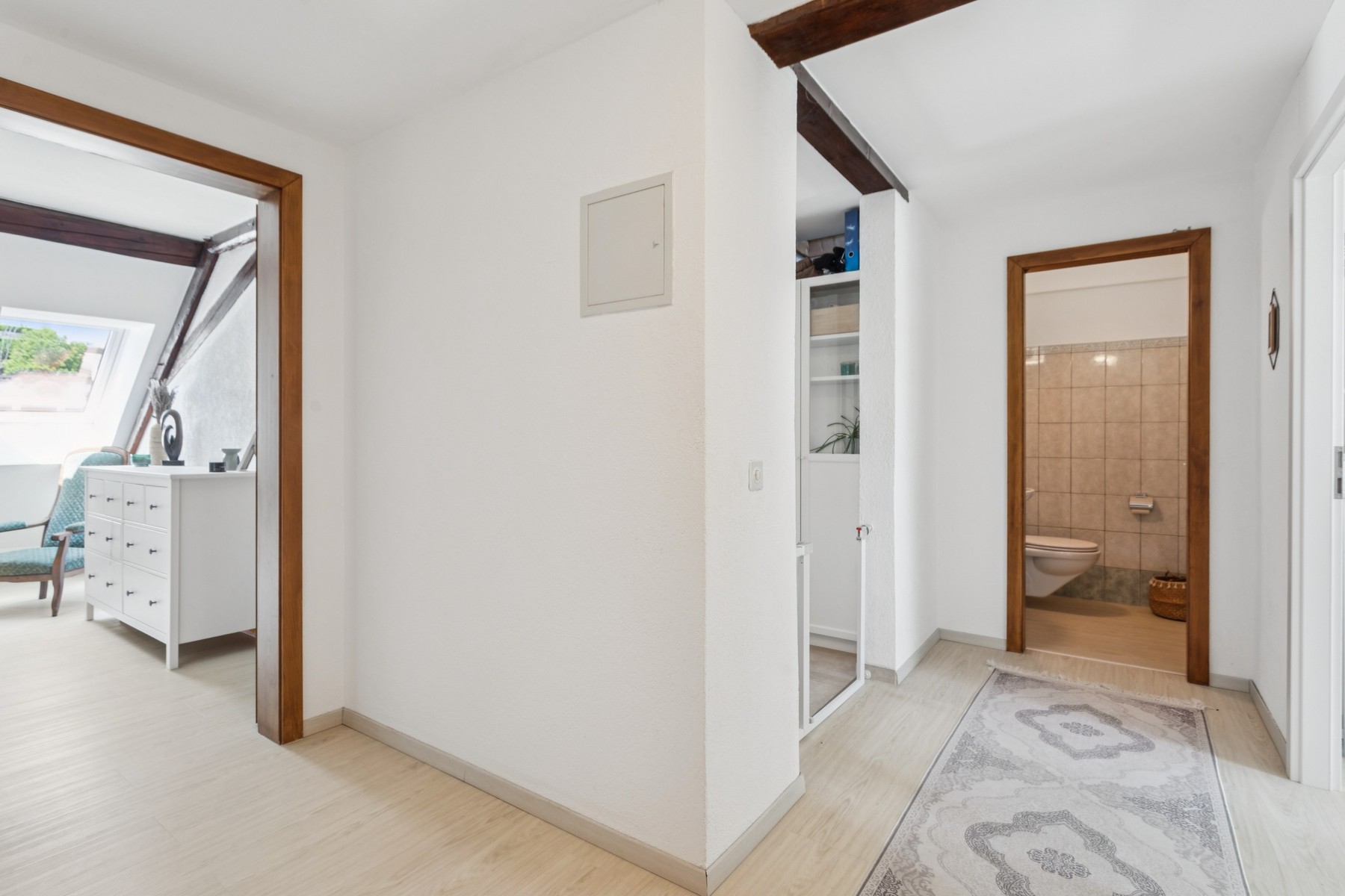  Spacious rooms that inspire, charming character, a home ready to move into - 物件實景