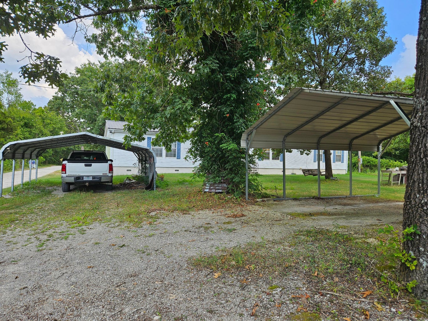 Aurora, Missouri, 65605, United States, 4 Bedrooms Bedrooms, ,2 BathroomsBathrooms,Residential,For Sale,1943592