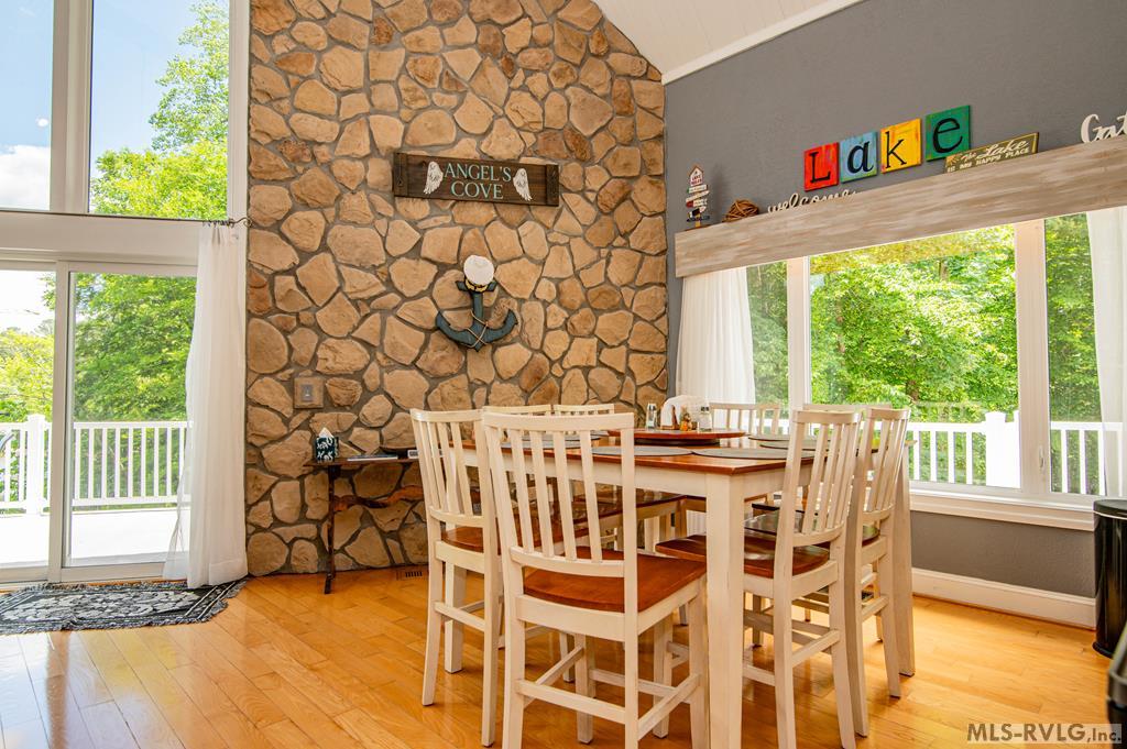 Littleton, North Carolina, 27850, United States, 3 Bedrooms Bedrooms, ,4 BathroomsBathrooms,Residential,For Sale,1836681