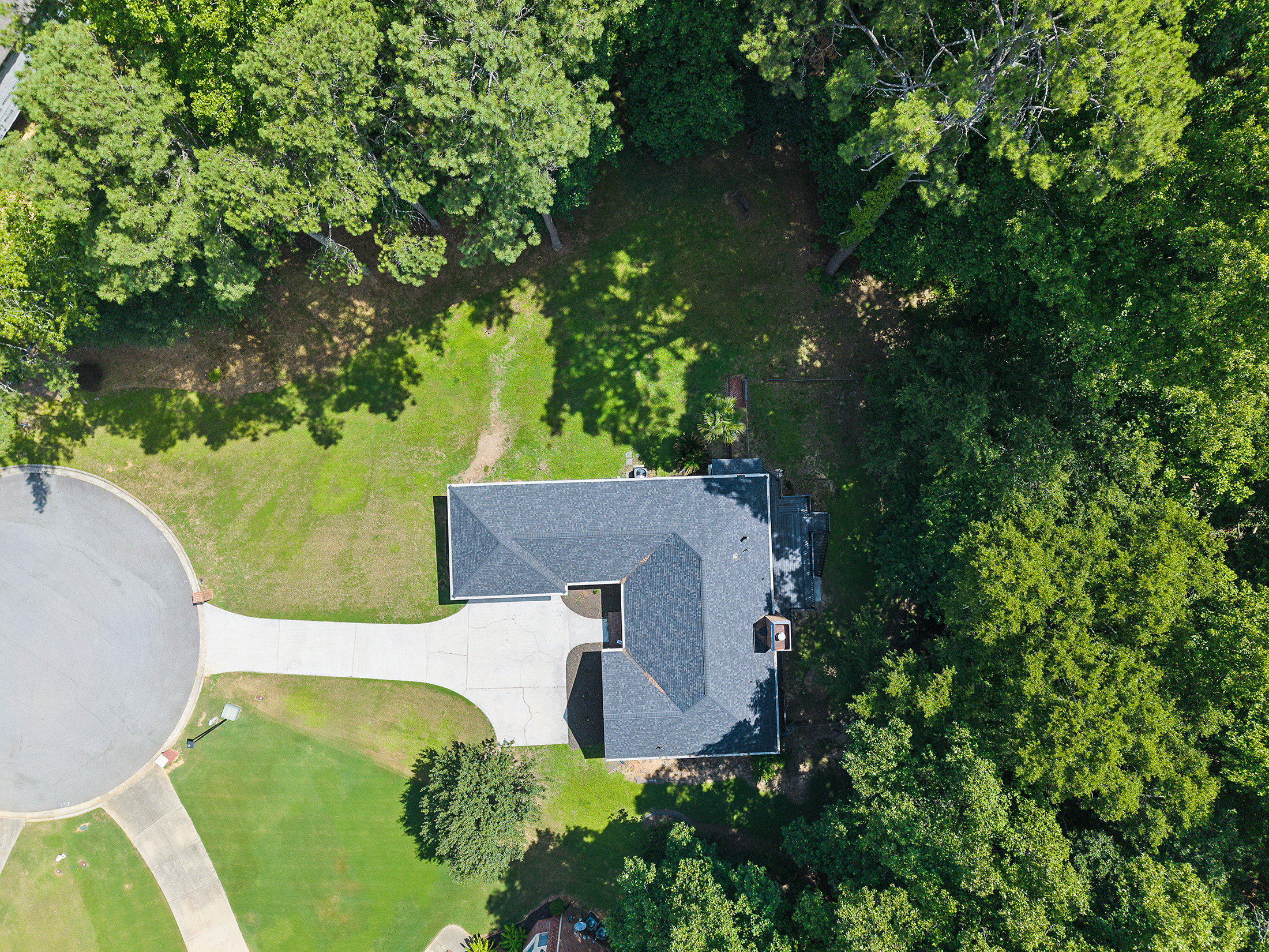  Beautifully Refreshed Ranch Nestled on an Expansive Cul-de-sac Lot - 物件實景