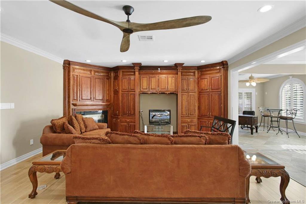 Lake Charles, Louisiana, 70605, United States, 5 Bedrooms Bedrooms, ,6 BathroomsBathrooms,Residential,For Sale,1974733