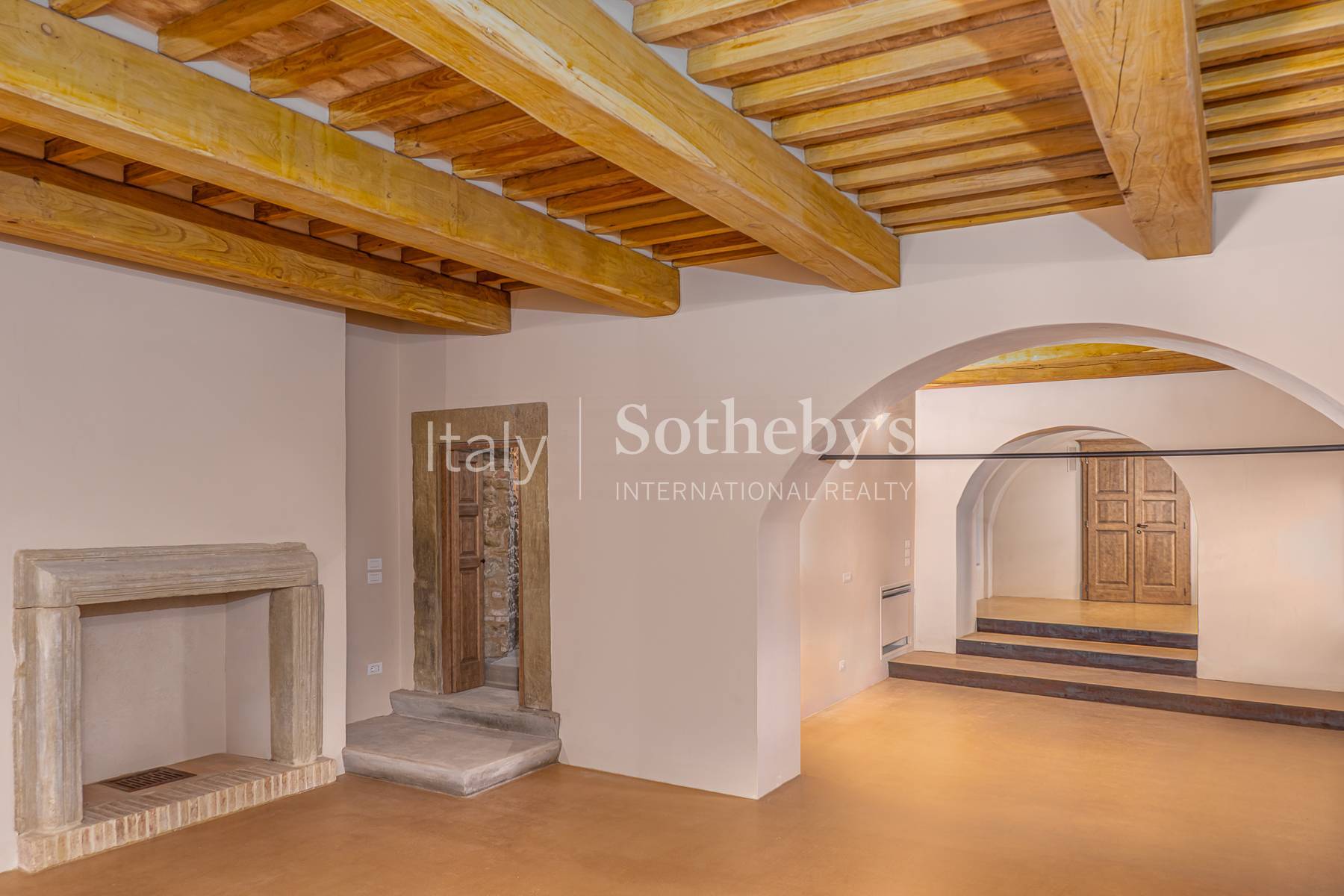  Meticulously Restored Historic Residence with Swimming Pool - 物件實景