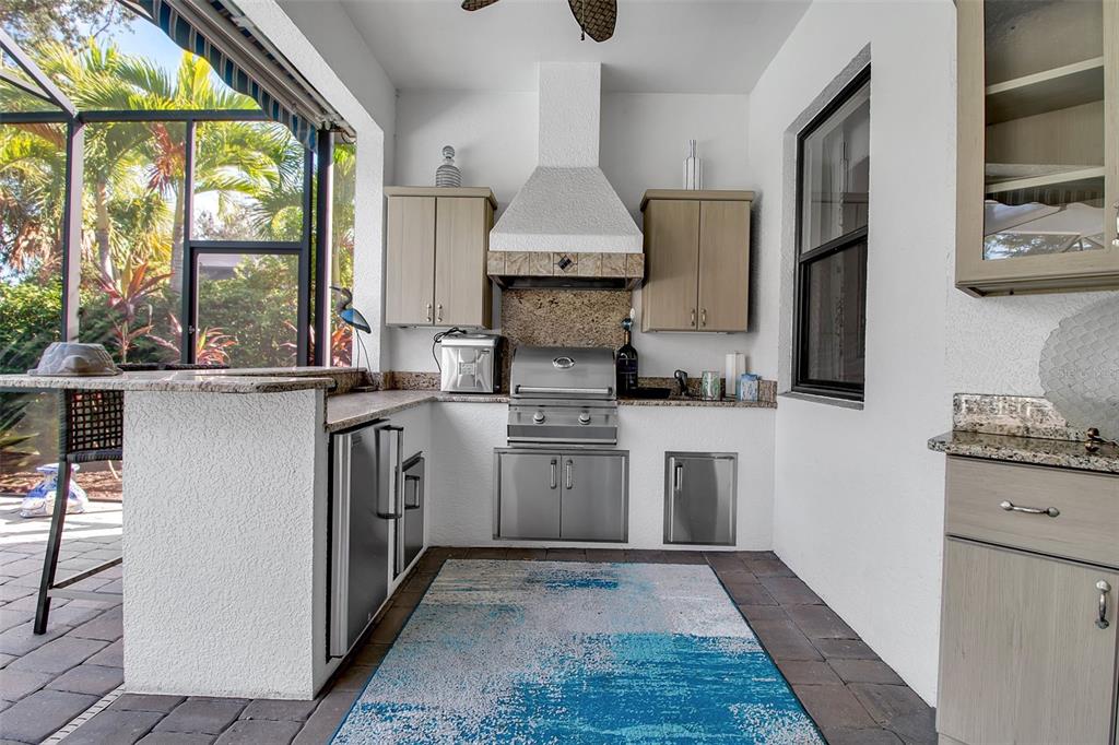 Sarasota, Florida, 34240, United States, 3 Bedrooms Bedrooms, ,3 BathroomsBathrooms,Residential,For Sale,2003503