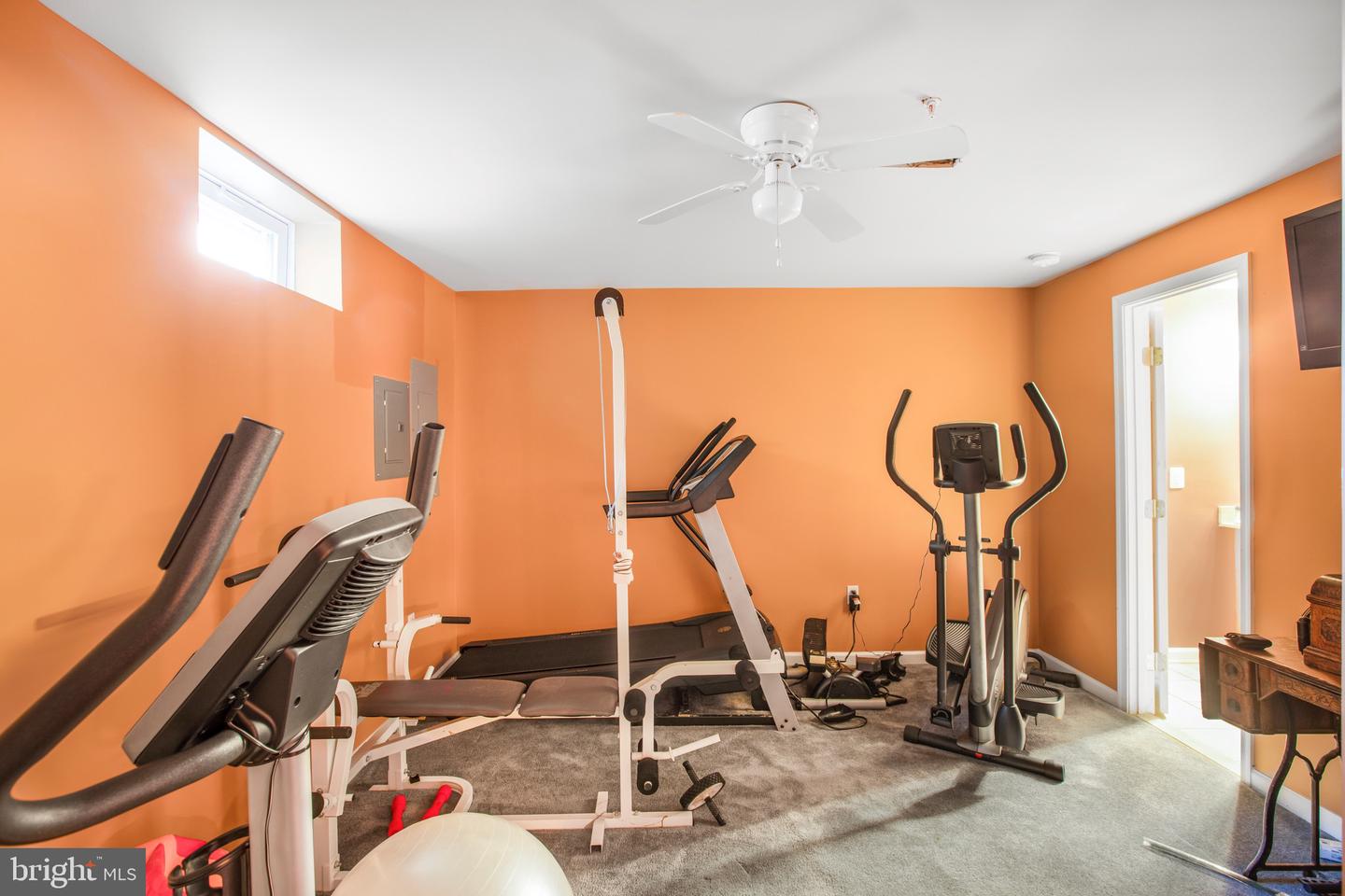 CLINTON, Maryland, 20735, United States, 4 Bedrooms Bedrooms, ,4 BathroomsBathrooms,Residential,For Sale,1982820