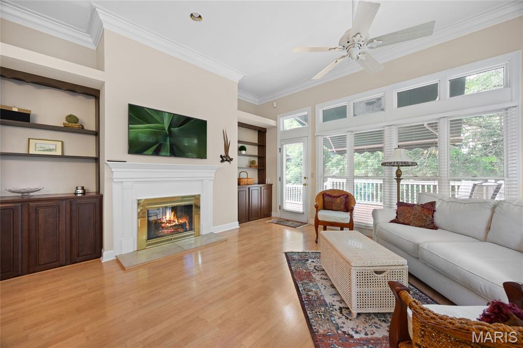 Chesterfield, Missouri, 63017, United States, 3 Bedrooms Bedrooms, ,4 BathroomsBathrooms,Residential,For Sale,1890003