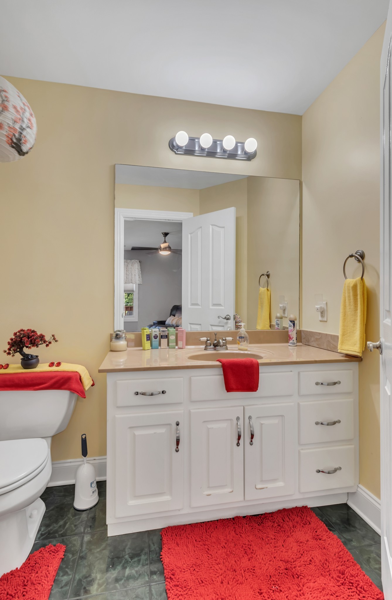 Winchester, Tennessee, 37398, United States, 3 Bedrooms Bedrooms, ,3 BathroomsBathrooms,Residential,For Sale,1924416