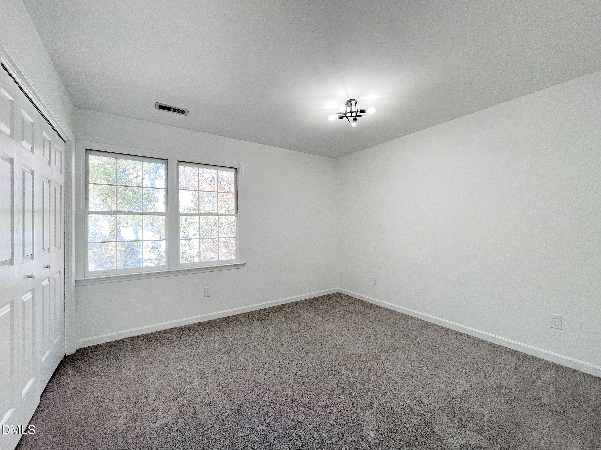 Raleigh, North Carolina, 27615, United States, 4 Bedrooms Bedrooms, ,3 BathroomsBathrooms,Residential,For Sale,1997031