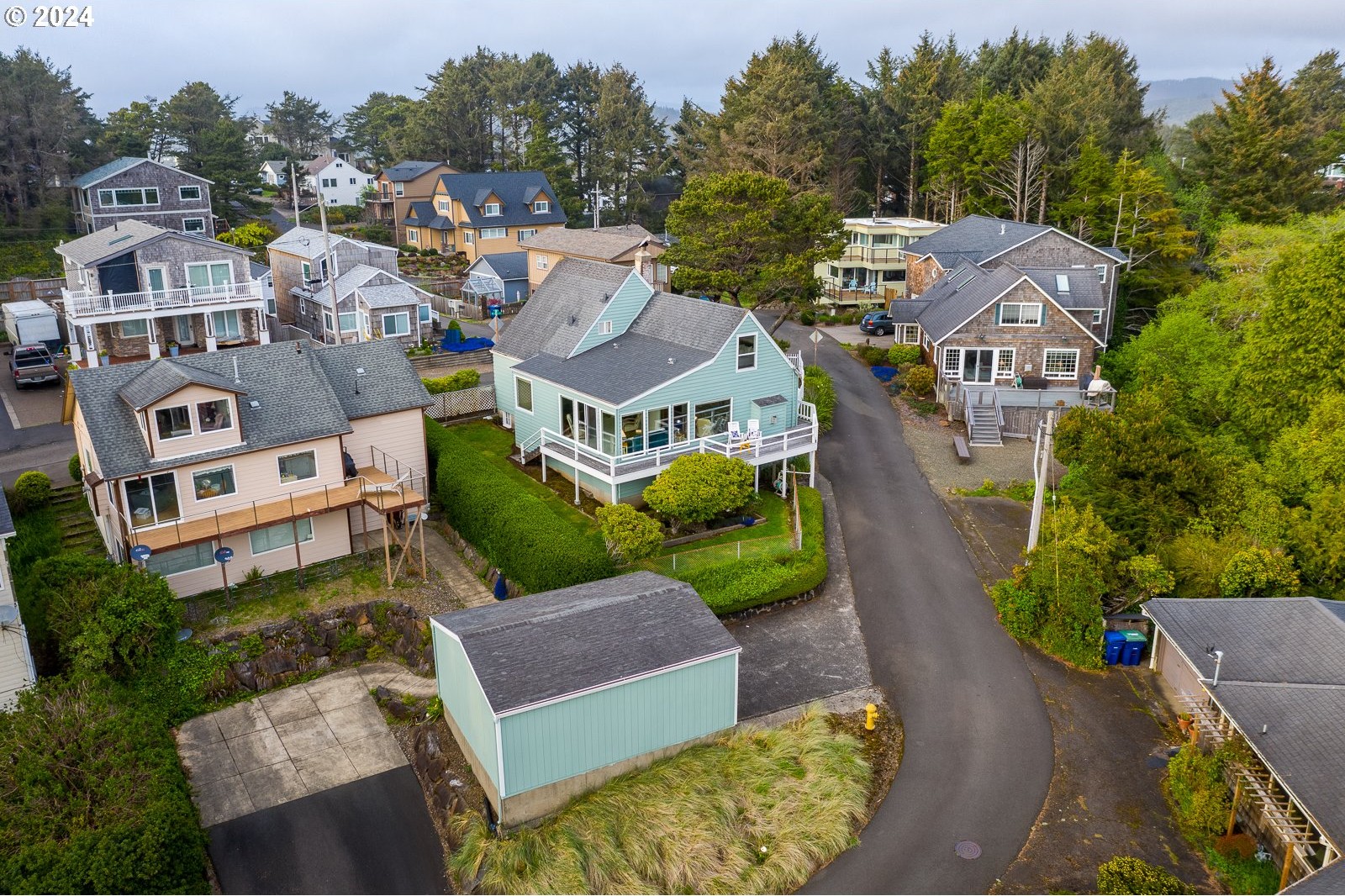 Lincoln City, Oregon, 97367, United States, 3 Bedrooms Bedrooms, ,2 BathroomsBathrooms,Residential,For Sale,1735832