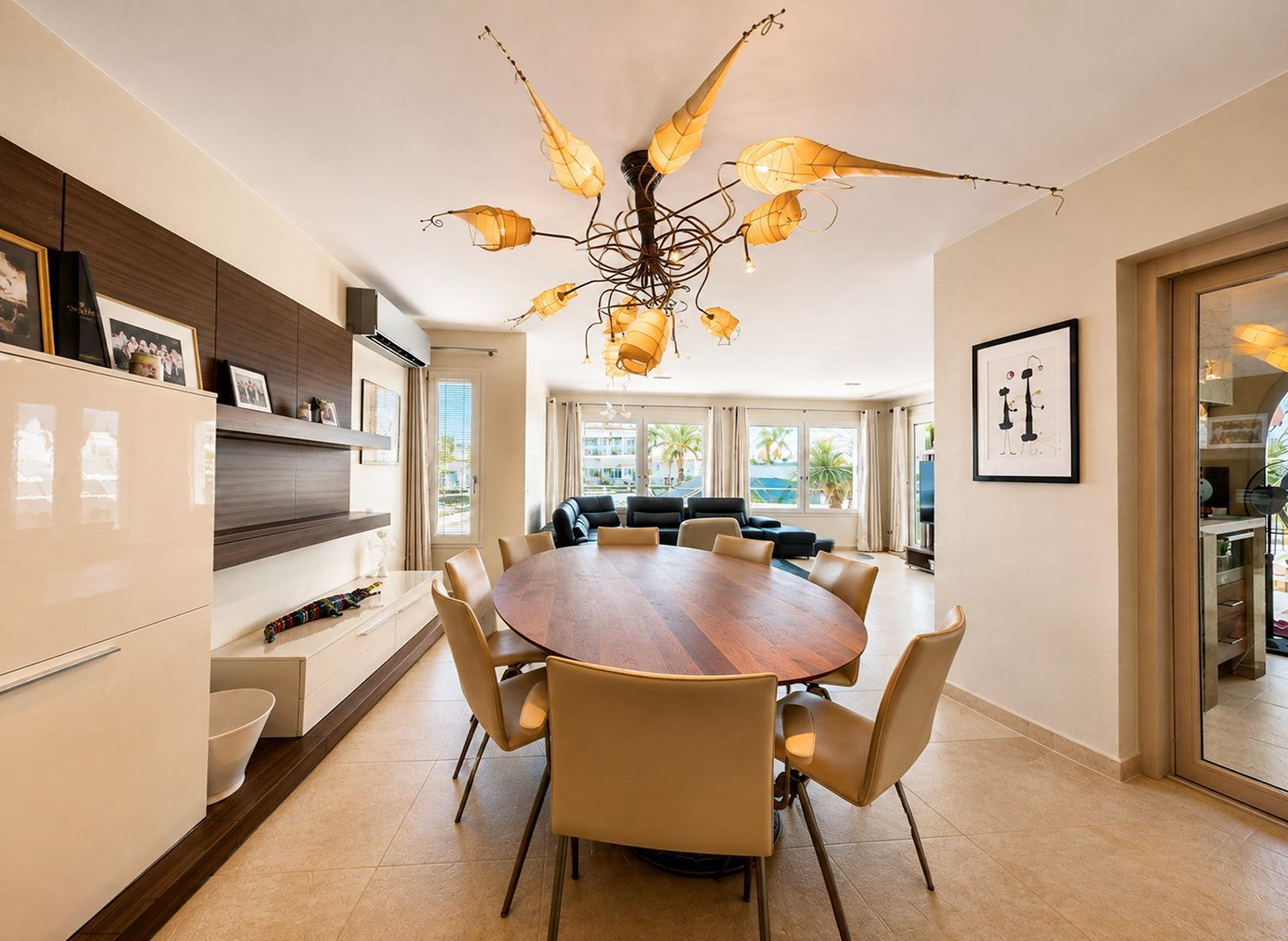  Contemporary villa with a 24-meter mooring in Santa Margarida, Roses - 物件實景