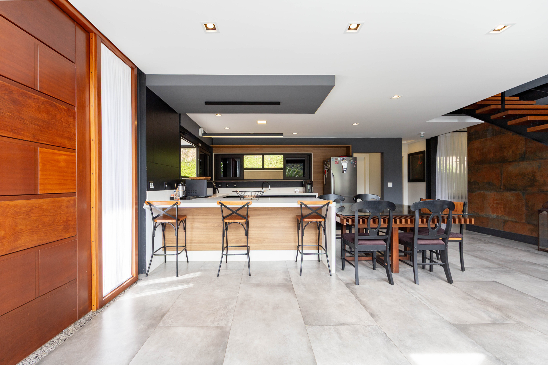  Single-story residence with four suites in a high-standard condominium - 物件實景