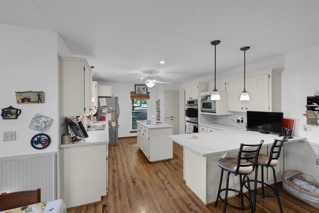 Honey Grove, Texas, 75446, United States, 3 Bedrooms Bedrooms, ,3 BathroomsBathrooms,Residential,For Sale,1840327