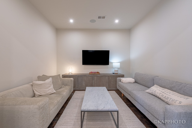 319 West Erie Street, 2W, Chicago, Illinois, 60654, United States, 2 Bedrooms Bedrooms, ,3 BathroomsBathrooms,Residential,For Sale,319 West Erie Street , 2W,1010581