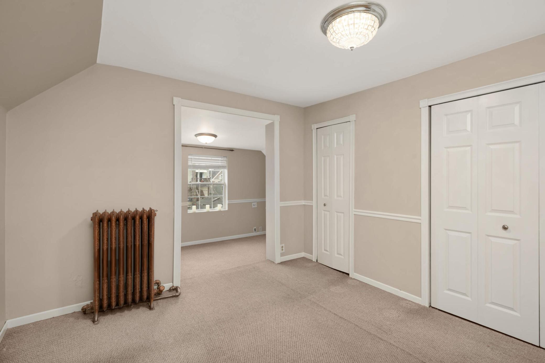 Minneapolis, Minnesota, 55405, United States, ,Residential,For Sale,1905881