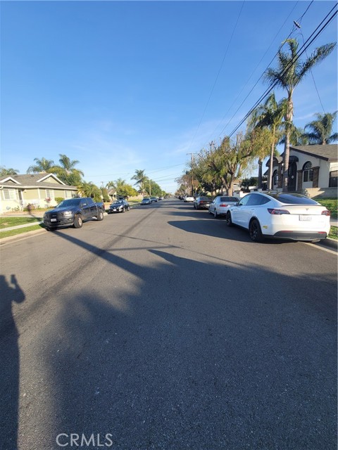 Downey, California, 90241, United States, 9 Bedrooms Bedrooms, ,Residential,For Sale,1763692