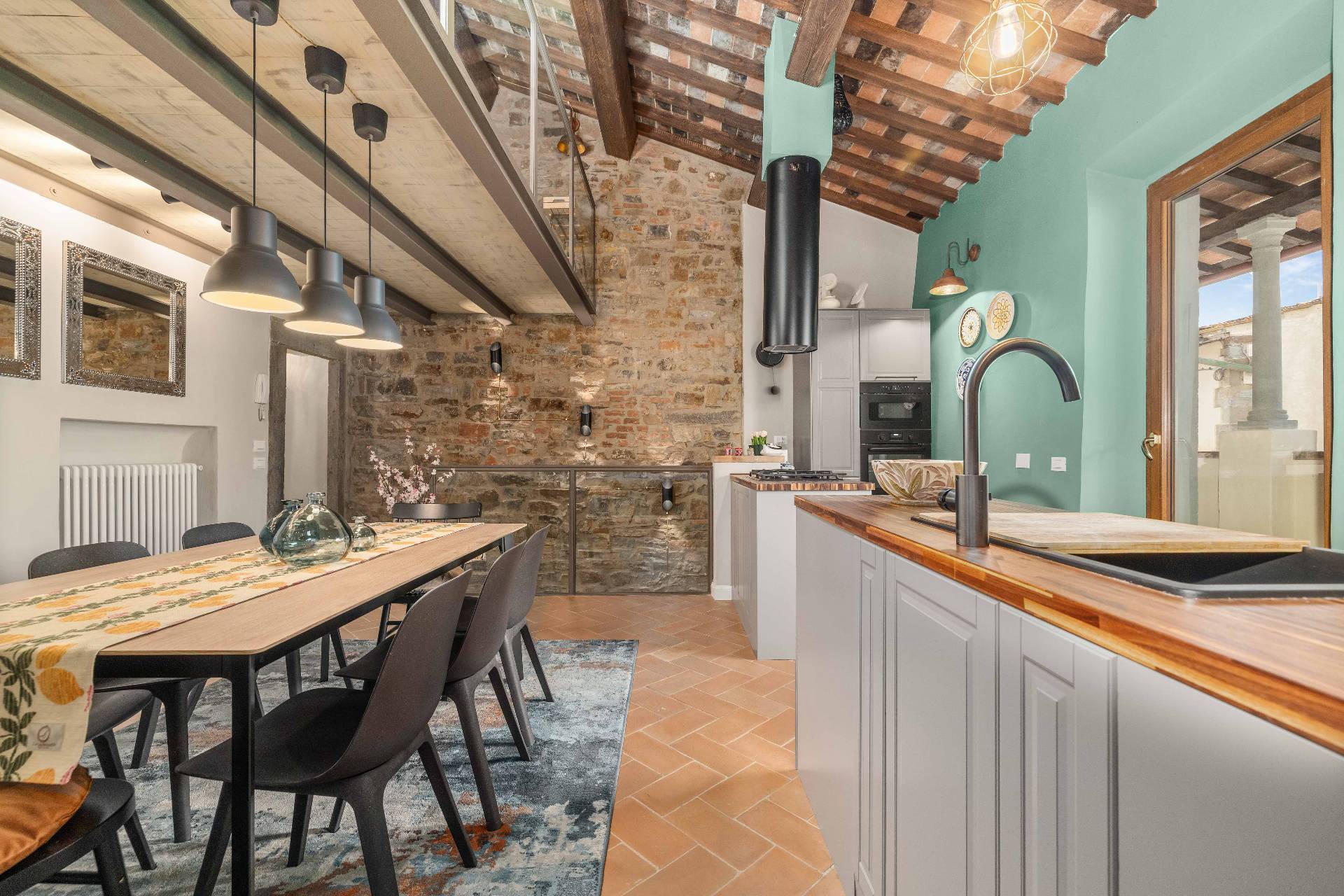 Firenze, Firenze, 50100, IT, 3 Bedrooms Bedrooms, ,3 BathroomsBathrooms,Residential,For Sale,1882451
