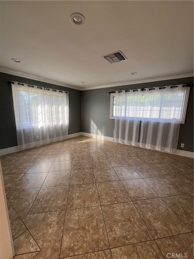 Redlands, California, 92374, United States, 3 Bedrooms Bedrooms, ,2 BathroomsBathrooms,Residential,For Sale,2048090