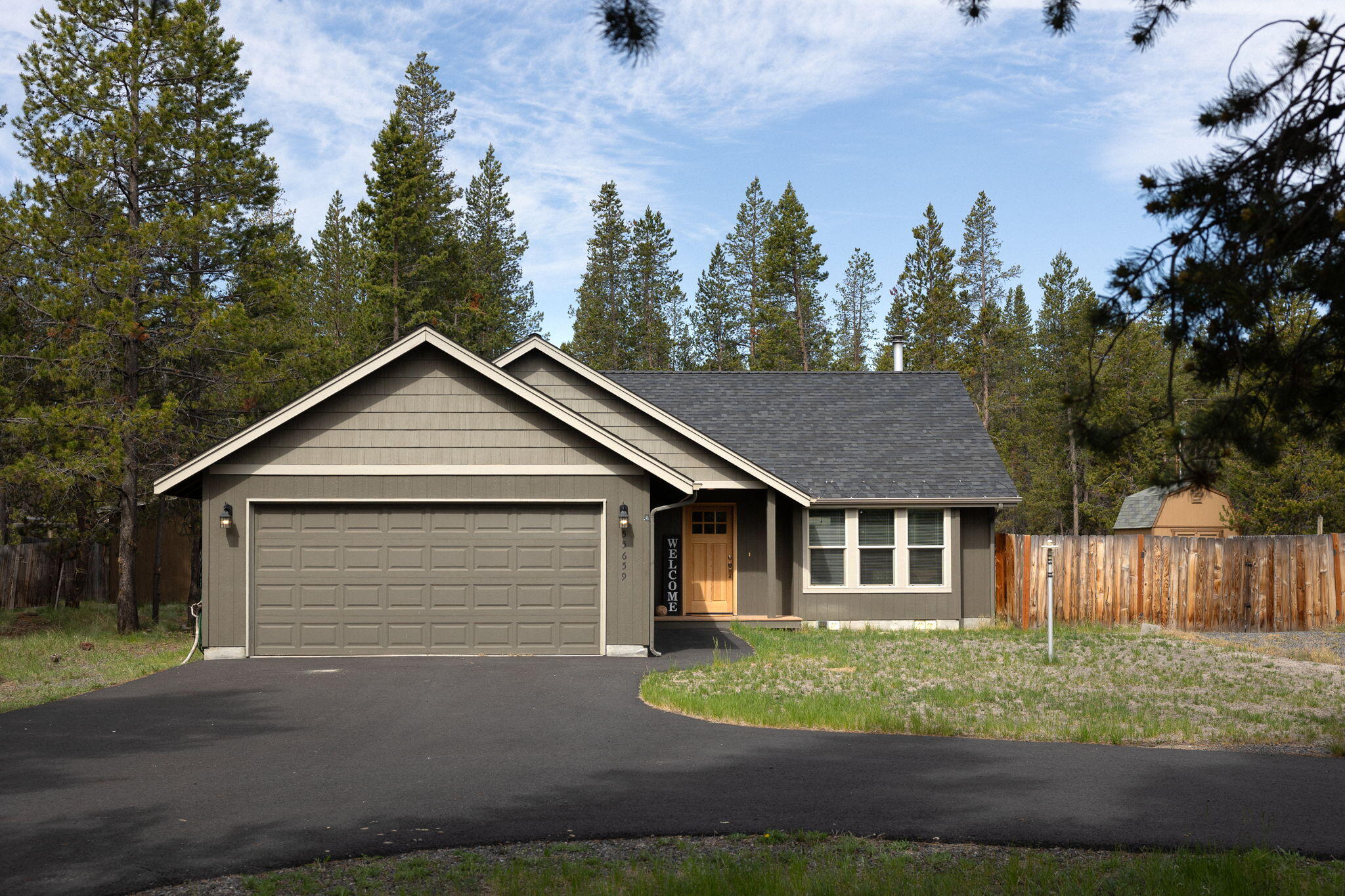 Bend, Oregon, 97707, United States, 3 Bedrooms Bedrooms, ,2 BathroomsBathrooms,Residential,For Sale,1847300
