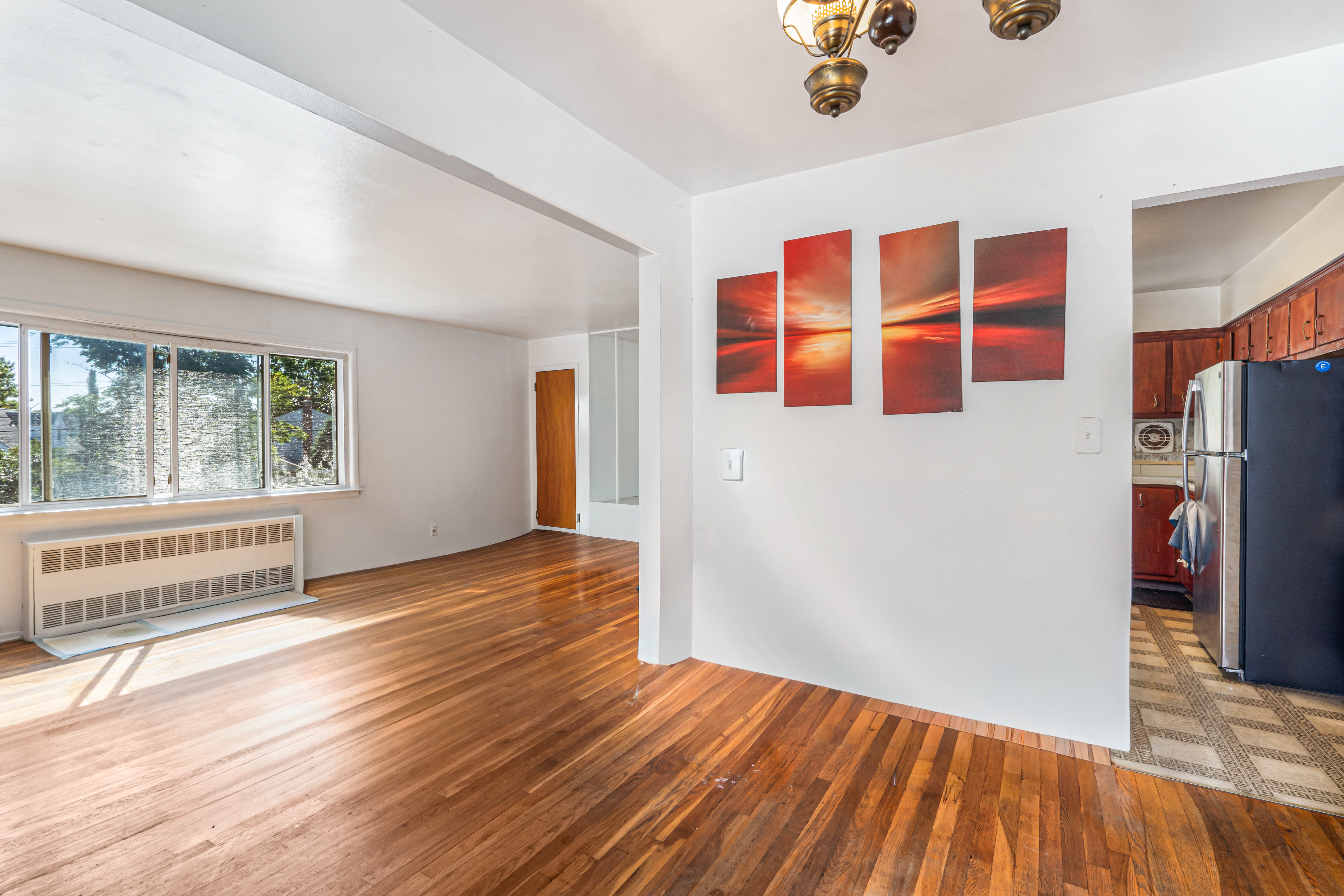  221-51 Braddock Avenue, Queens Village, NY, 11427 - 物件實景