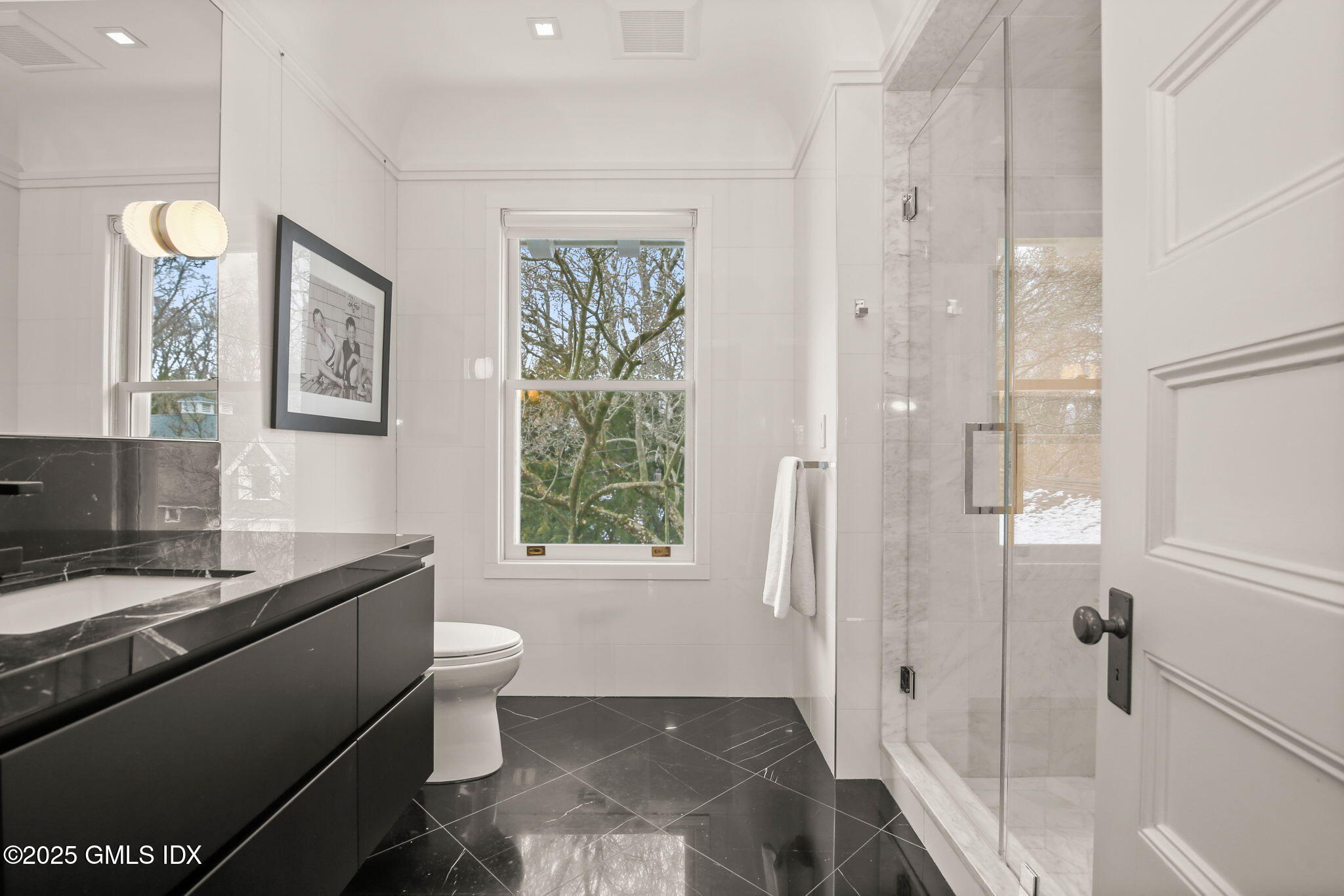 Greenwich, Connecticut, 06830, United States, 8 Bedrooms Bedrooms, ,10 BathroomsBathrooms,Residential,For Sale,1794108