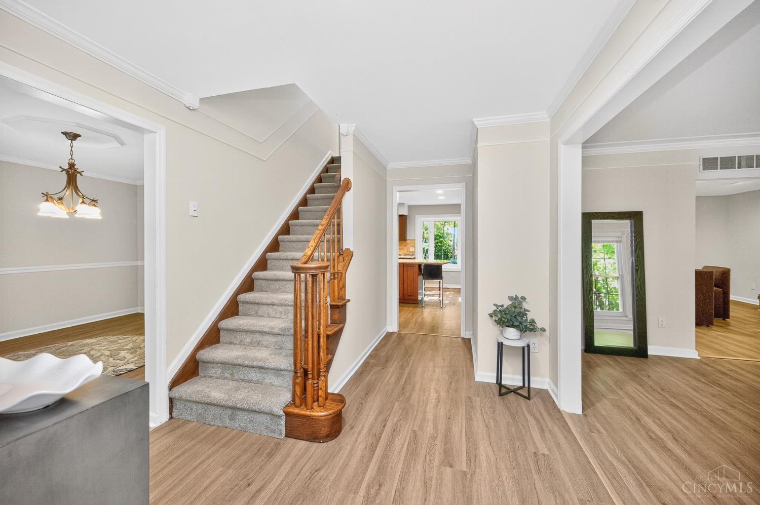 Sycamore Twp, Ohio, 45241, United States, 4 Bedrooms Bedrooms, ,4 BathroomsBathrooms,Residential,For Sale,1982774