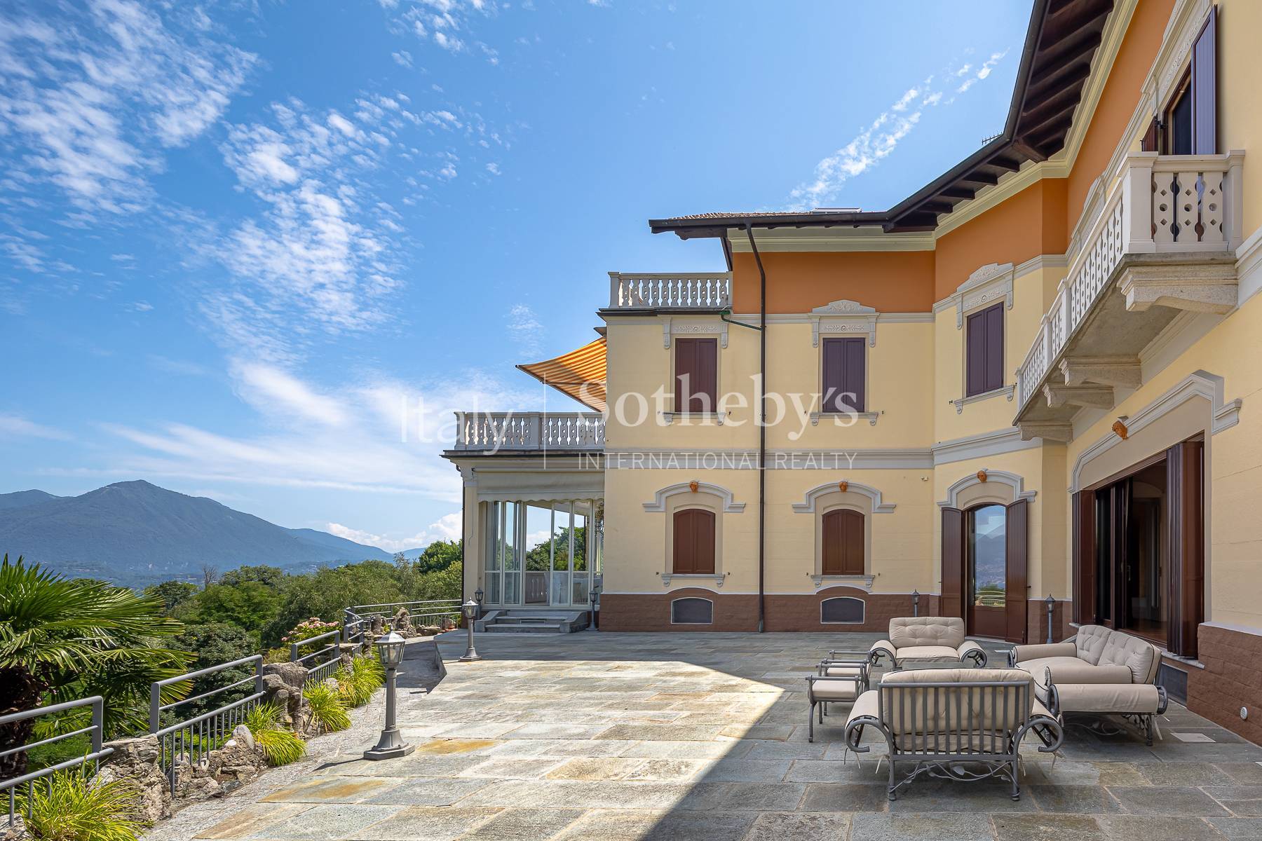  Historic Villa with Enchanting Views over Lake Maggiore - 物件實景