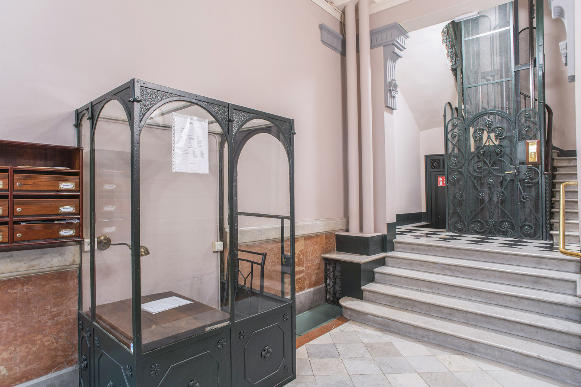 Fascinating modernist apartment for those who appreciate authenticity - 物件實景