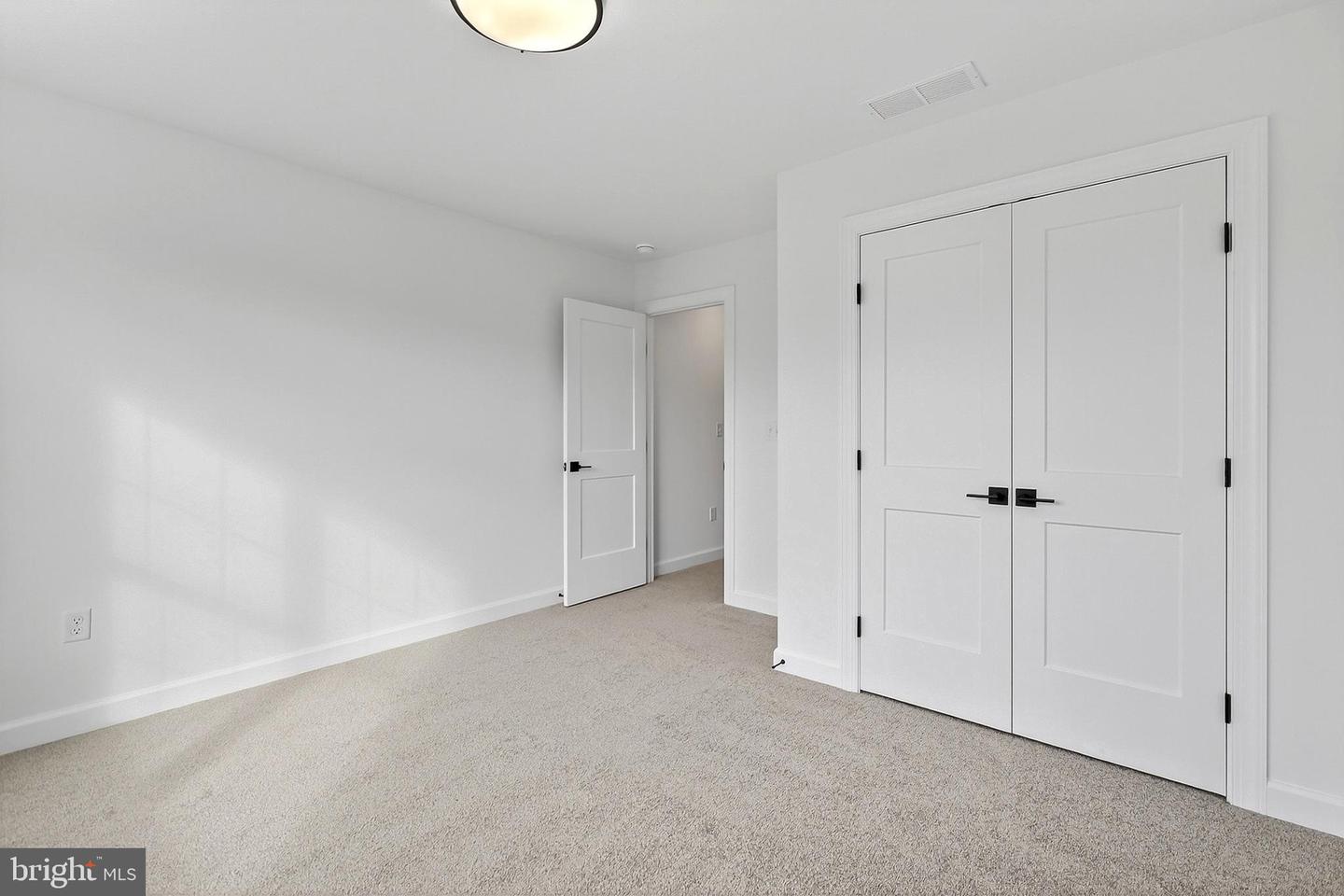 LINCOLN, Delaware, 19960, United States, 4 Bedrooms Bedrooms, ,4 BathroomsBathrooms,Residential,For Sale,1989943