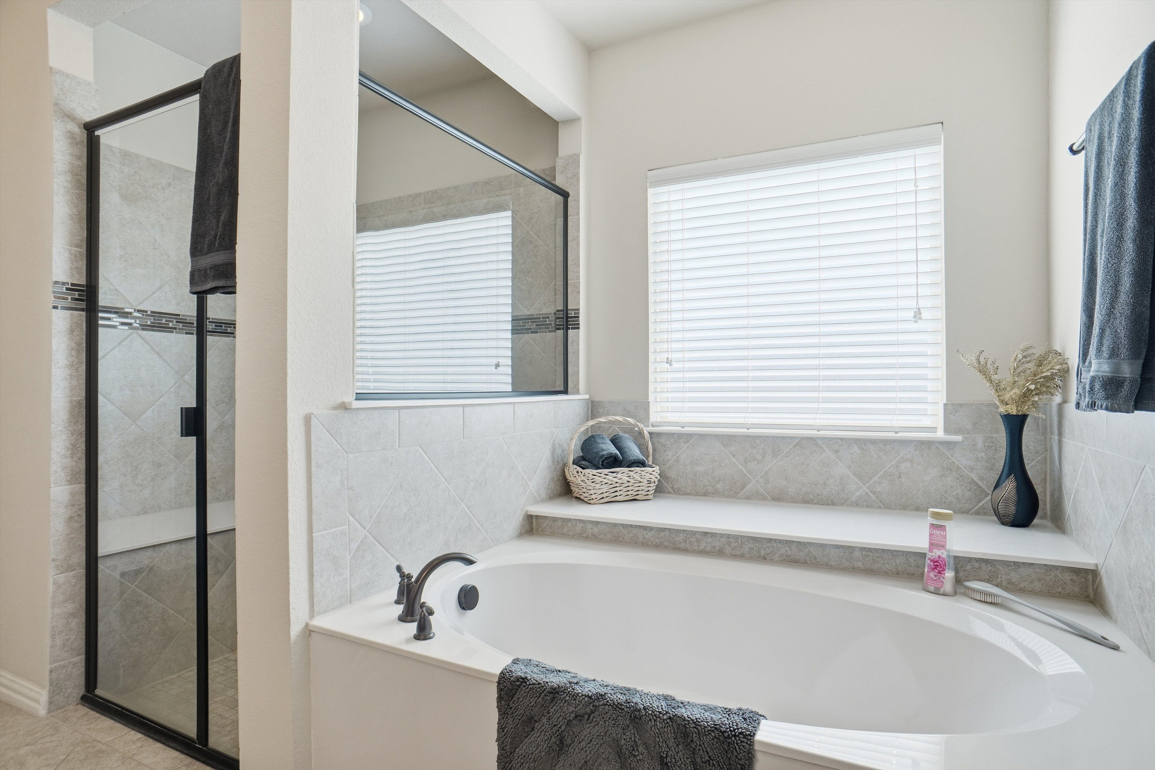 Decatur, Texas, 76234, United States, 3 Bedrooms Bedrooms, ,3 BathroomsBathrooms,Residential,For Sale,1992458