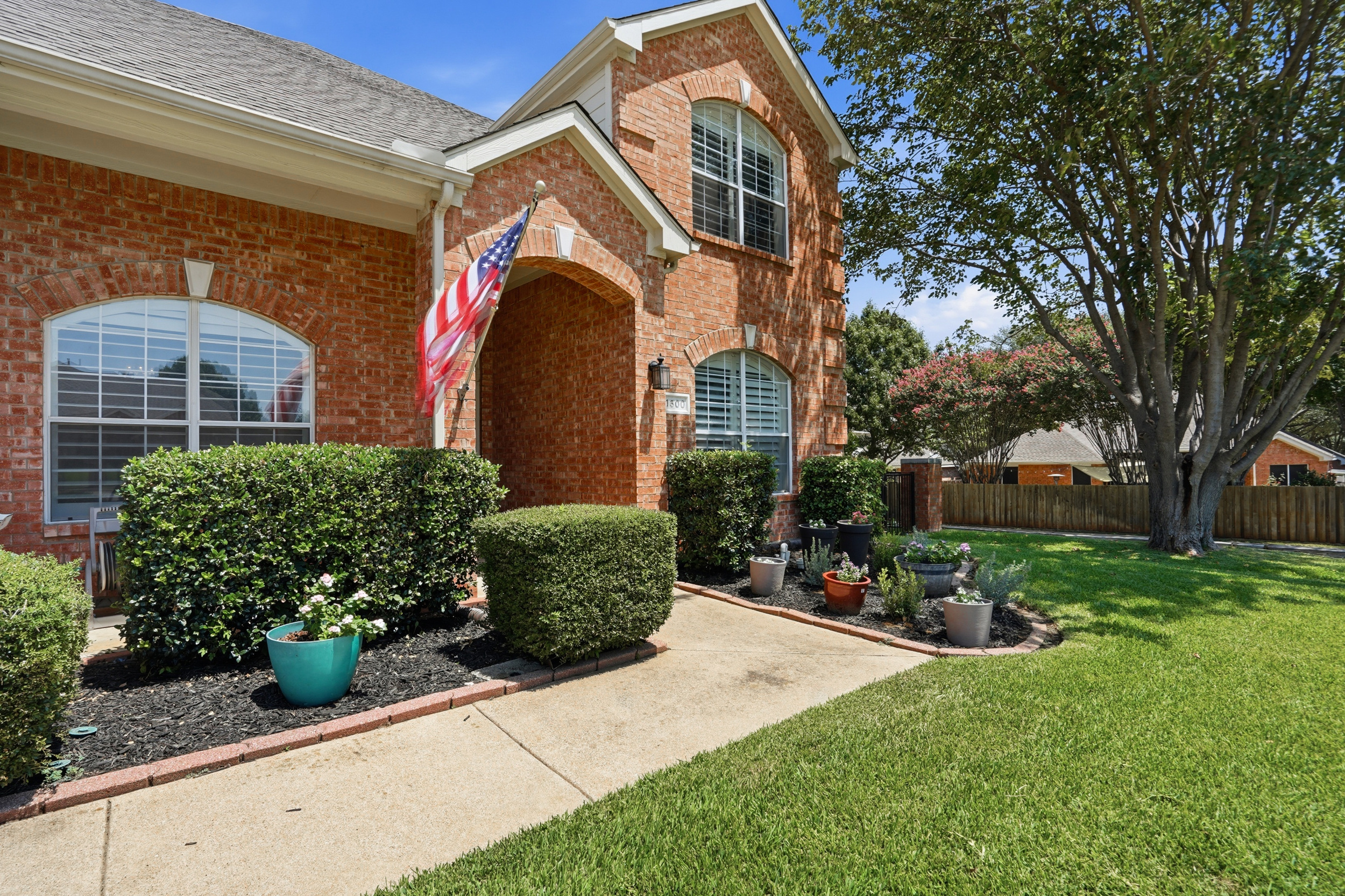  Private Greenbelt Living in Flower Mound - 物件實景