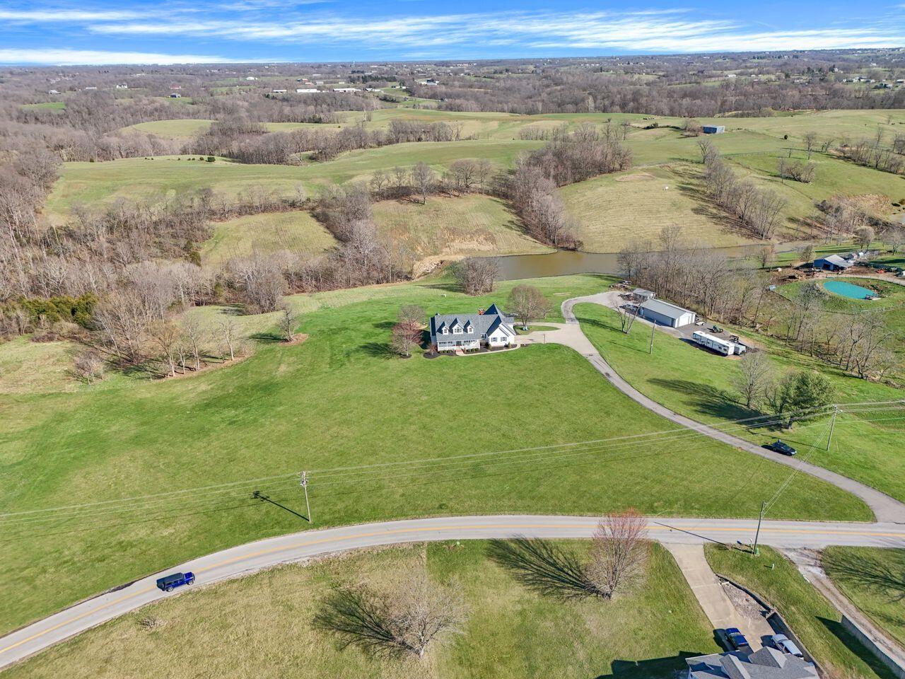 Dry Ridge, Kentucky, 41035, United States, 5 Bedrooms Bedrooms, ,4 BathroomsBathrooms,Residential,For Sale,1818074