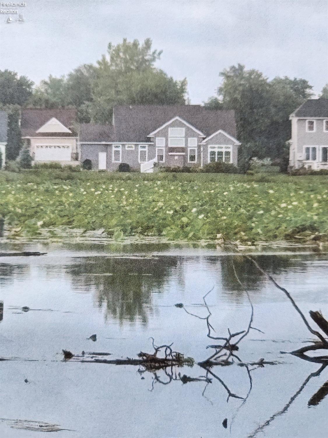 Port Clinton, Ohio, 43452, United States, 3 Bedrooms Bedrooms, ,3 BathroomsBathrooms,Residential,For Sale,1975522