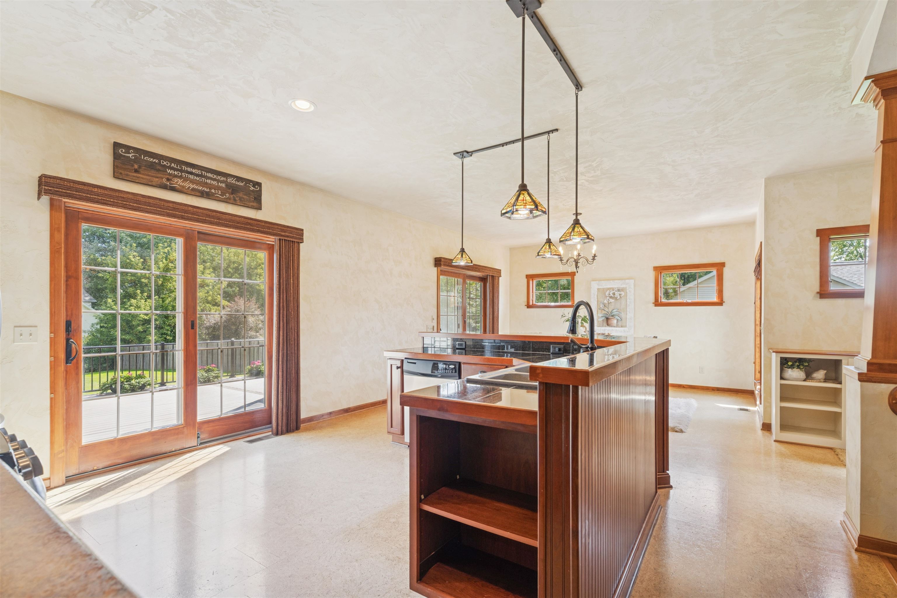 APPLETON, Wisconsin, 54913, United States, 4 Bedrooms Bedrooms, ,4 BathroomsBathrooms,Residential,For Sale,1942240