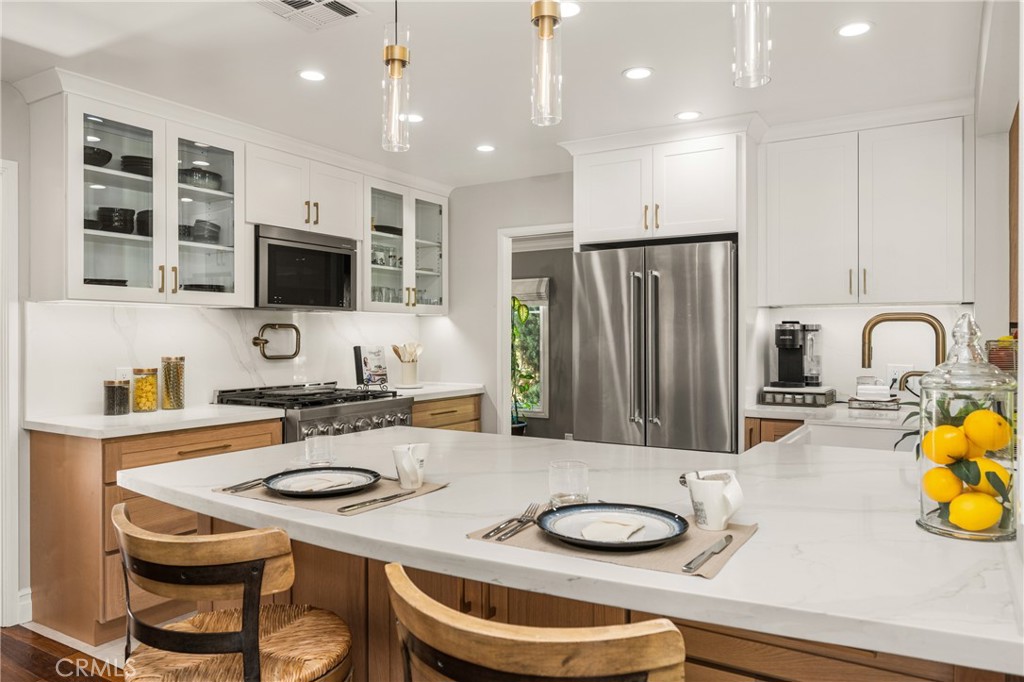 Orange, California, 92865, United States, 4 Bedrooms Bedrooms, ,3 BathroomsBathrooms,Residential,For Sale,1989435