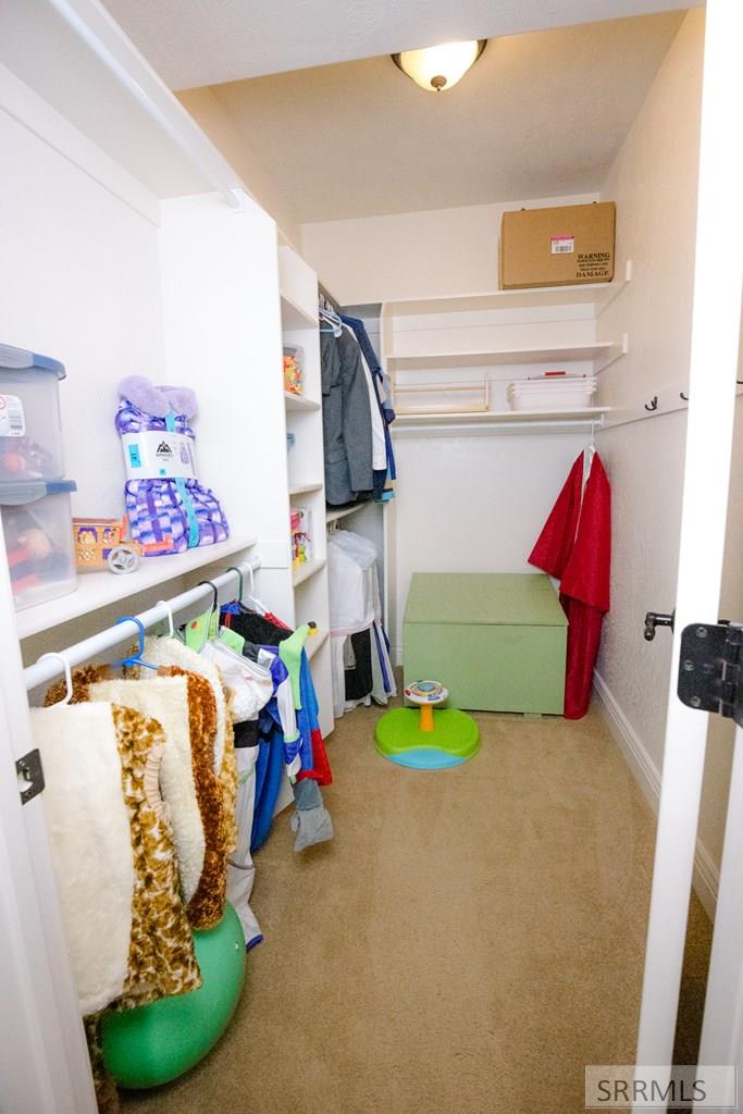 REXBURG, Idaho, 83440, United States, 4 Bedrooms Bedrooms, ,3 BathroomsBathrooms,Residential,For Sale,2010763