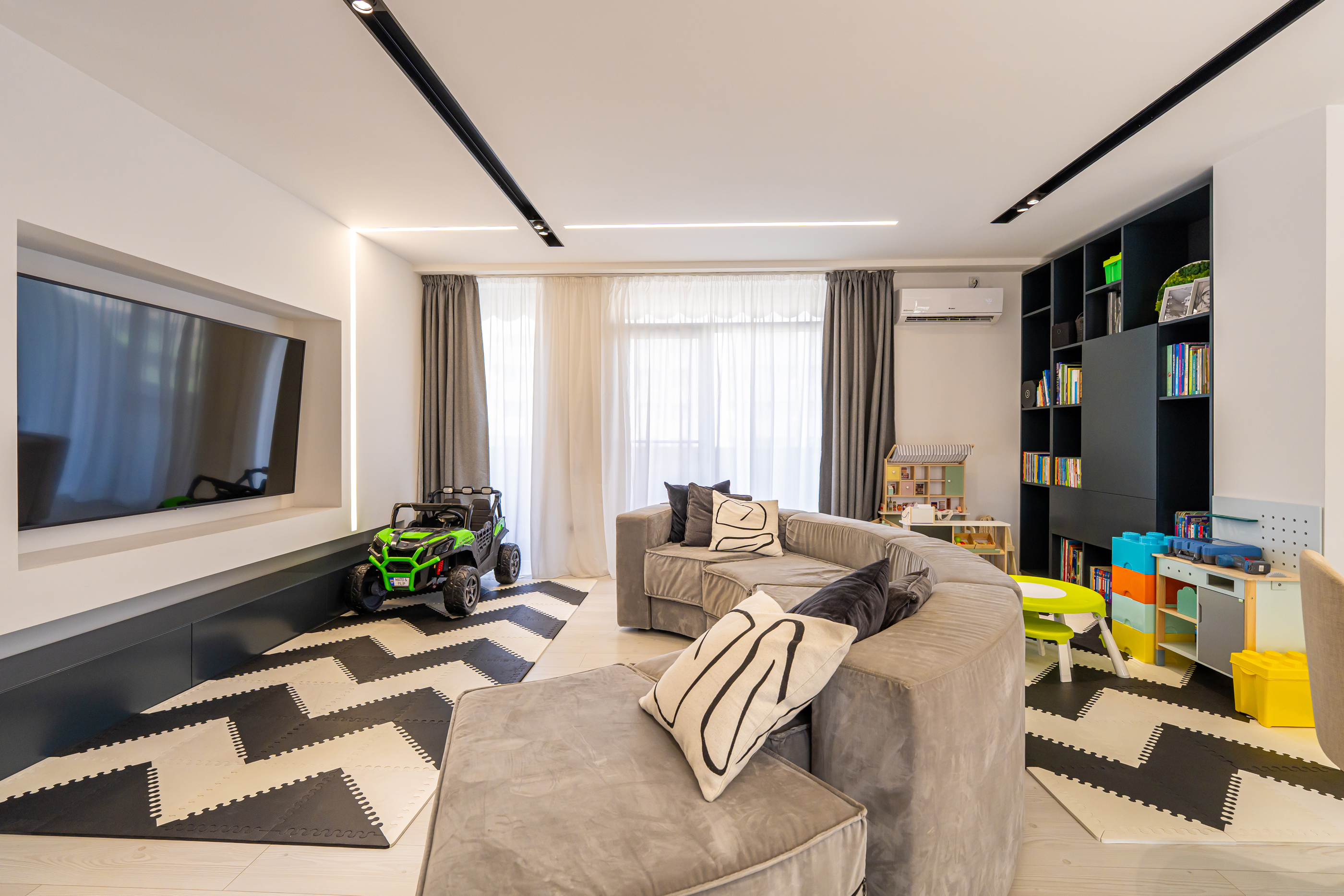  Four-Room Penthouse with Easy Access to Cluj-Napoca’s Business District - 物件實景