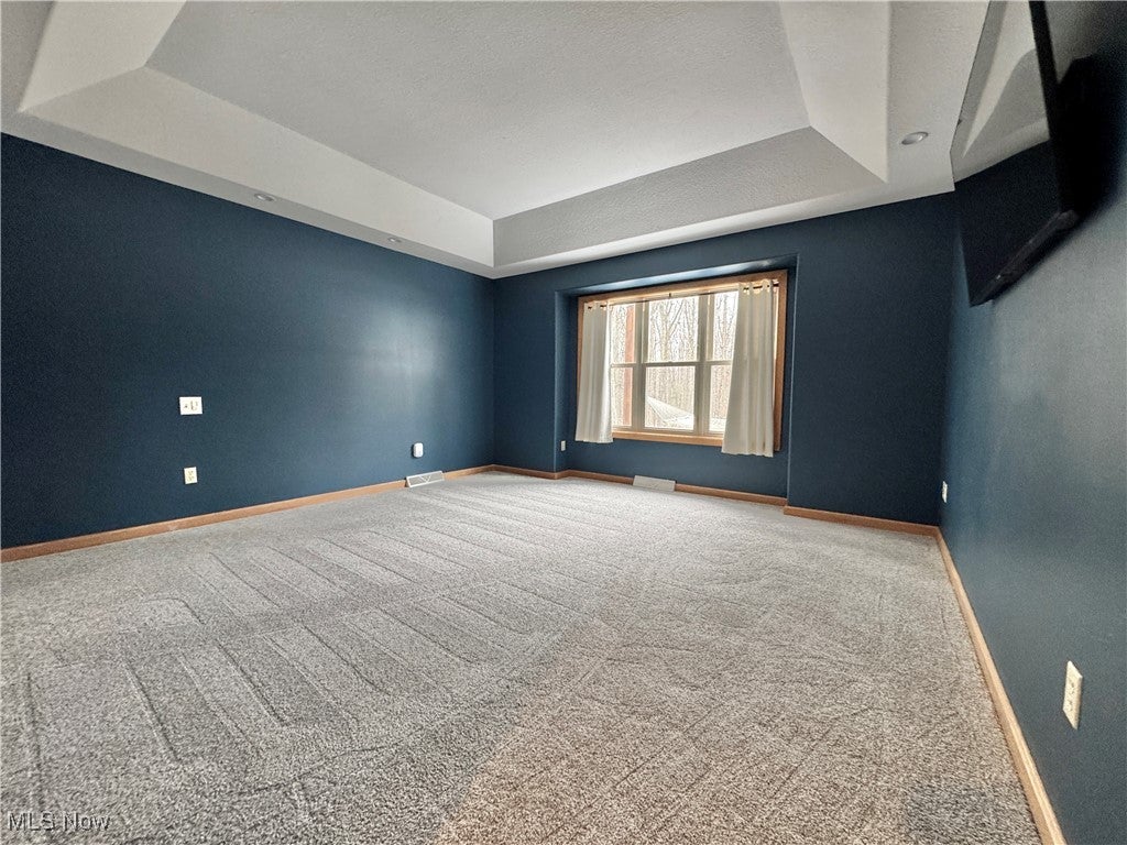 Canfield, Ohio, 44406, United States, 4 Bedrooms Bedrooms, ,3 BathroomsBathrooms,Residential,For Sale,2005733