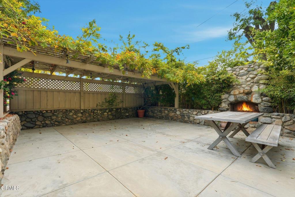 Pasadena, California, 91104, United States, 3 Bedrooms Bedrooms, ,1 BathroomBathrooms,Residential,For Sale,1993428