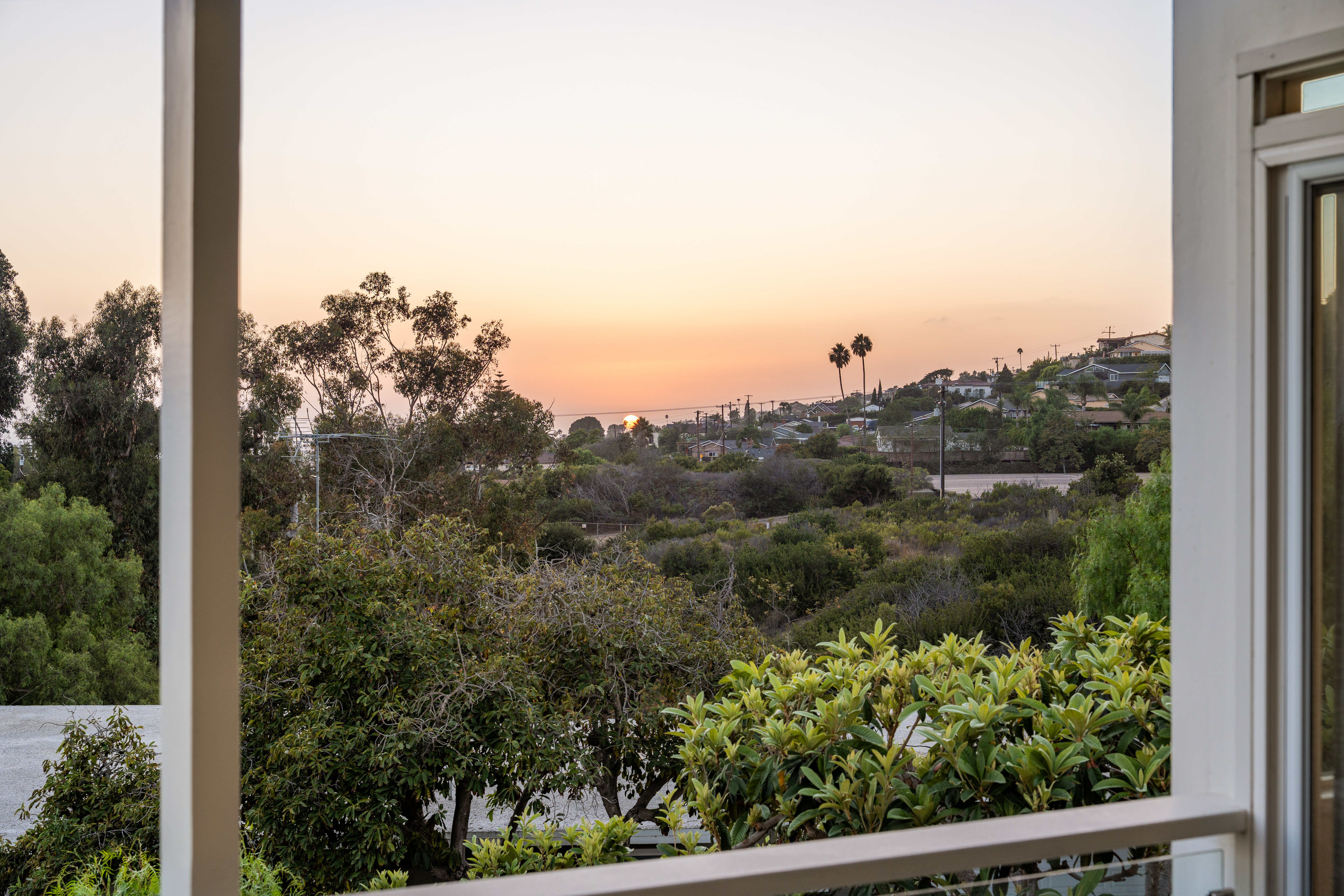  2897 Grove Street, Ventura, CA 93003 - 物件實景
