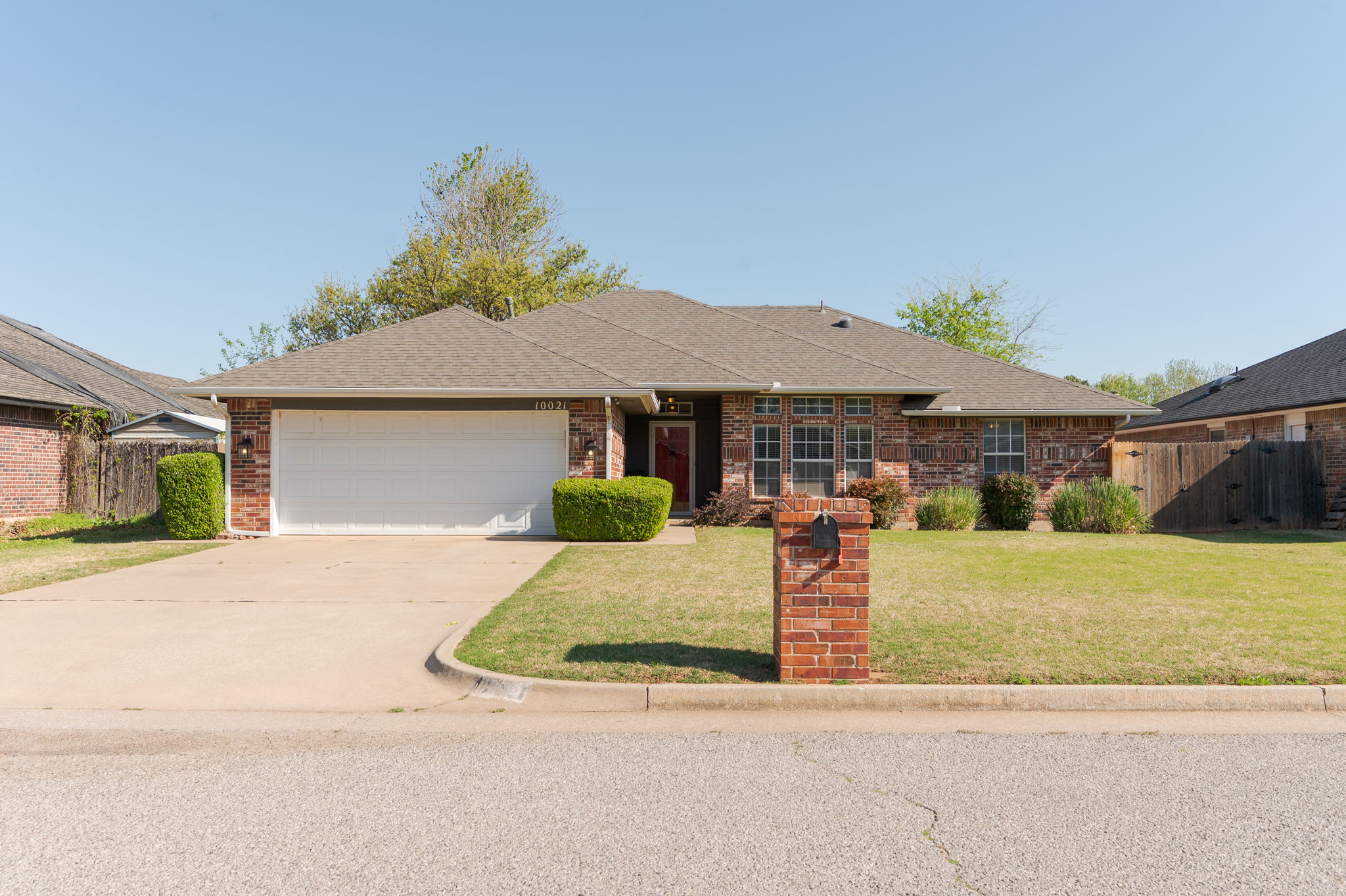  10021 Dover Drive, Yukon, OK 73099 - 物件實景